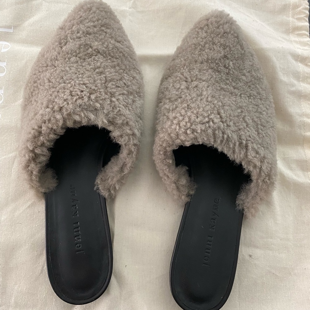 Jenni Kayne slides